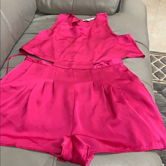 Jumpsuit - Picture 4 of 8